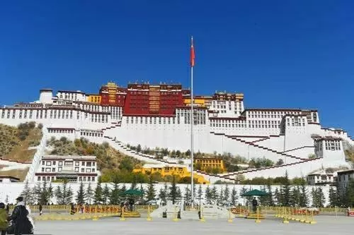 商业品牌策划作为现代经济生产生活重要组成(图1) 商业品牌策划作为现代经济生产生活重要组成(图1)